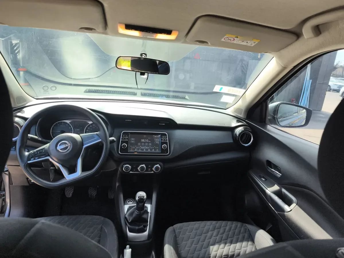 Nissan Kicks 1.6 Sense 4x2 Mt 5p año 2022