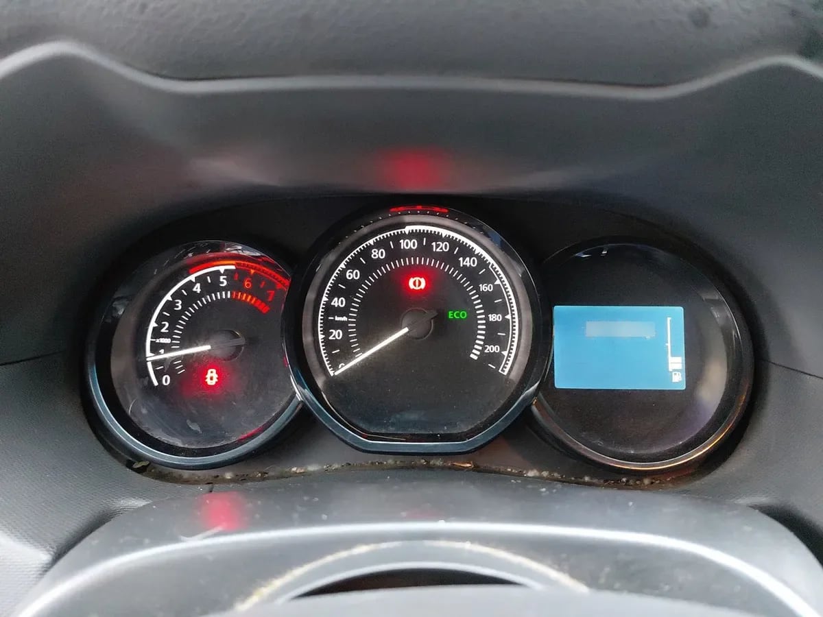 Renault Duster 2.0 Zen 4x2 Tech 6mt 5p año 2019