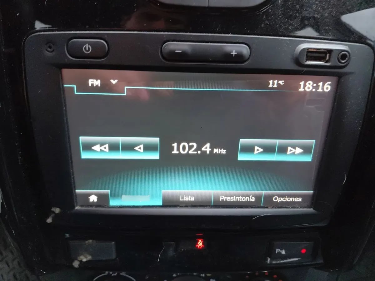 Renault Duster 2.0 Zen 4x2 Tech 6mt 5p año 2019
