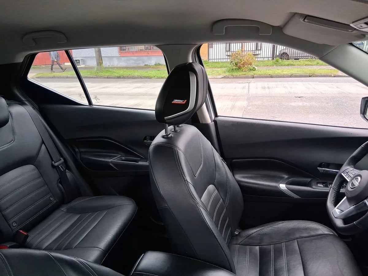 Nissan Kicks 1.6 Exclusive 4x2 Cvt At 5p año 2023