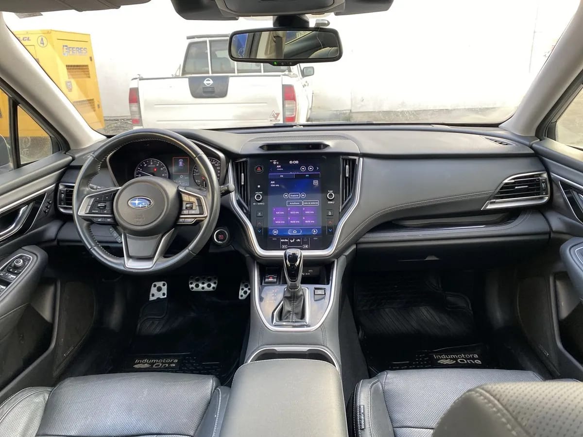 Subaru Outback 2.5i Touring Awd Cvt At 5p año 2022