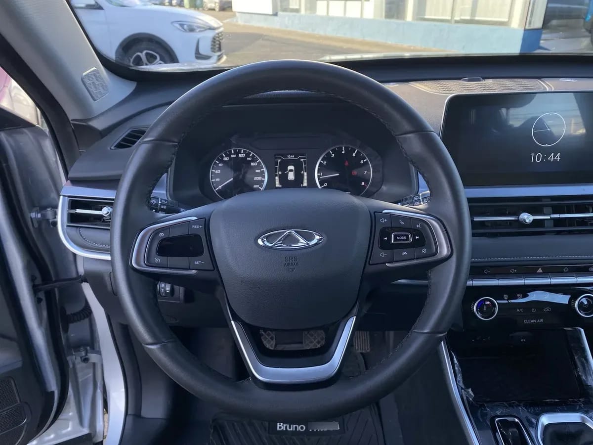 Chery Tiggo 3 Pro 1.5t Glx 4x2 Mt 5p año 2025