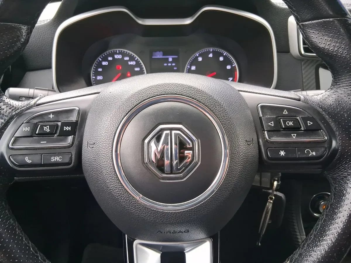 MG Mg Zs 1.5 Comfort 4x2 Mt 5p año 2021