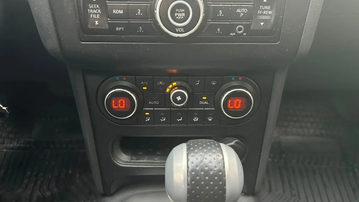 Nissan Qashqai +2 2.0 4x2 At 5p año 2014