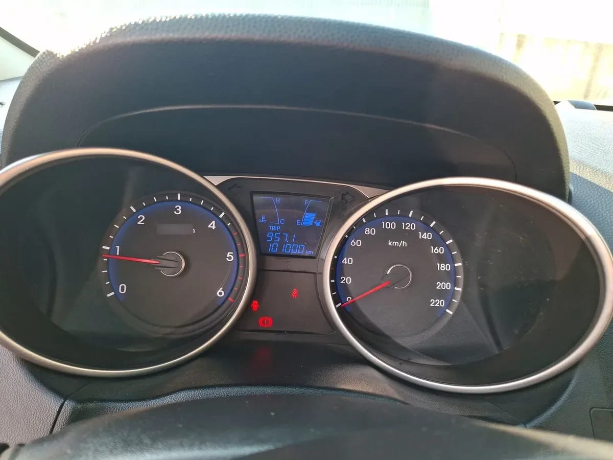 Hyundai Tucson 2.0 Gl Crdi Diesel 4wd Lm Pe At 5p año 2016