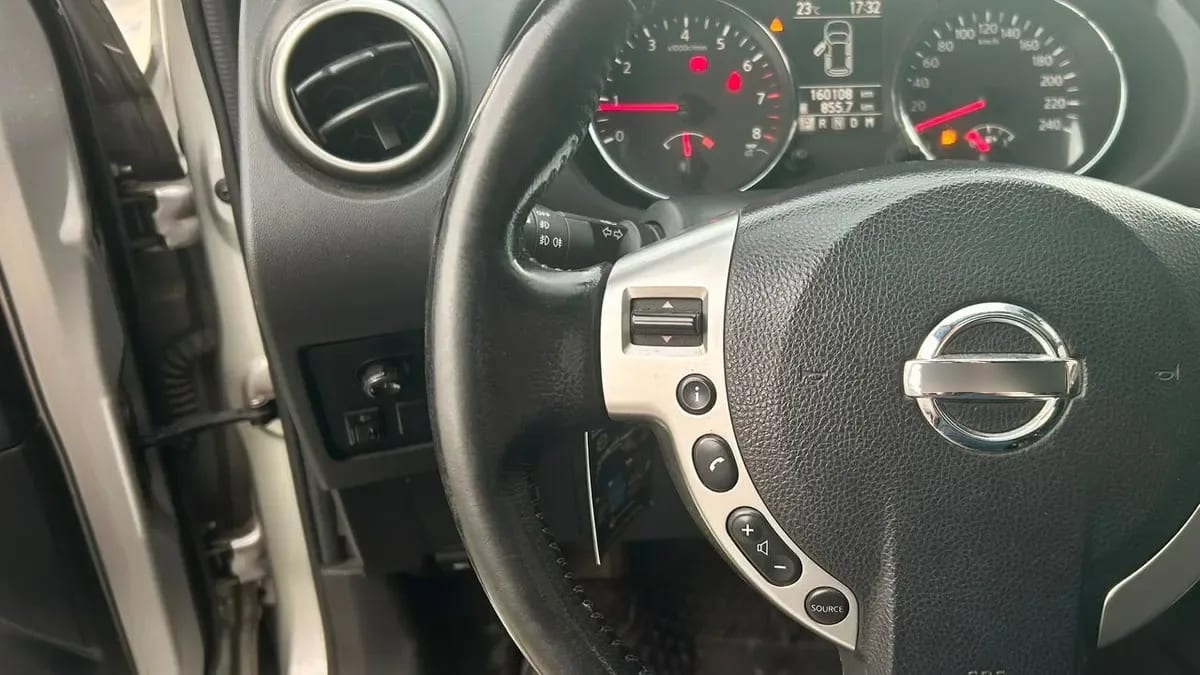 Nissan Qashqai +2 2.0 4x2 At 5p año 2014