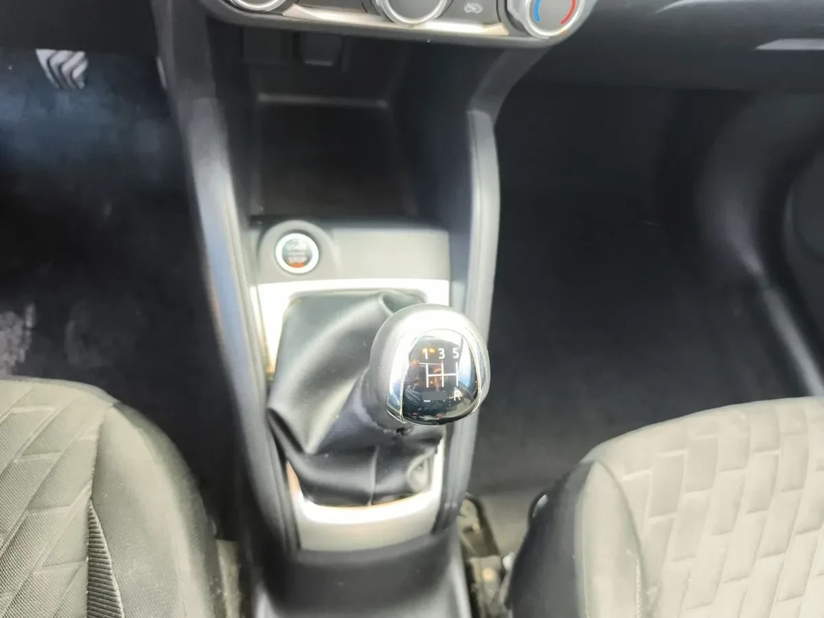 Nissan Kicks 1.6 Sense 4x2 Mt 5p año 2022