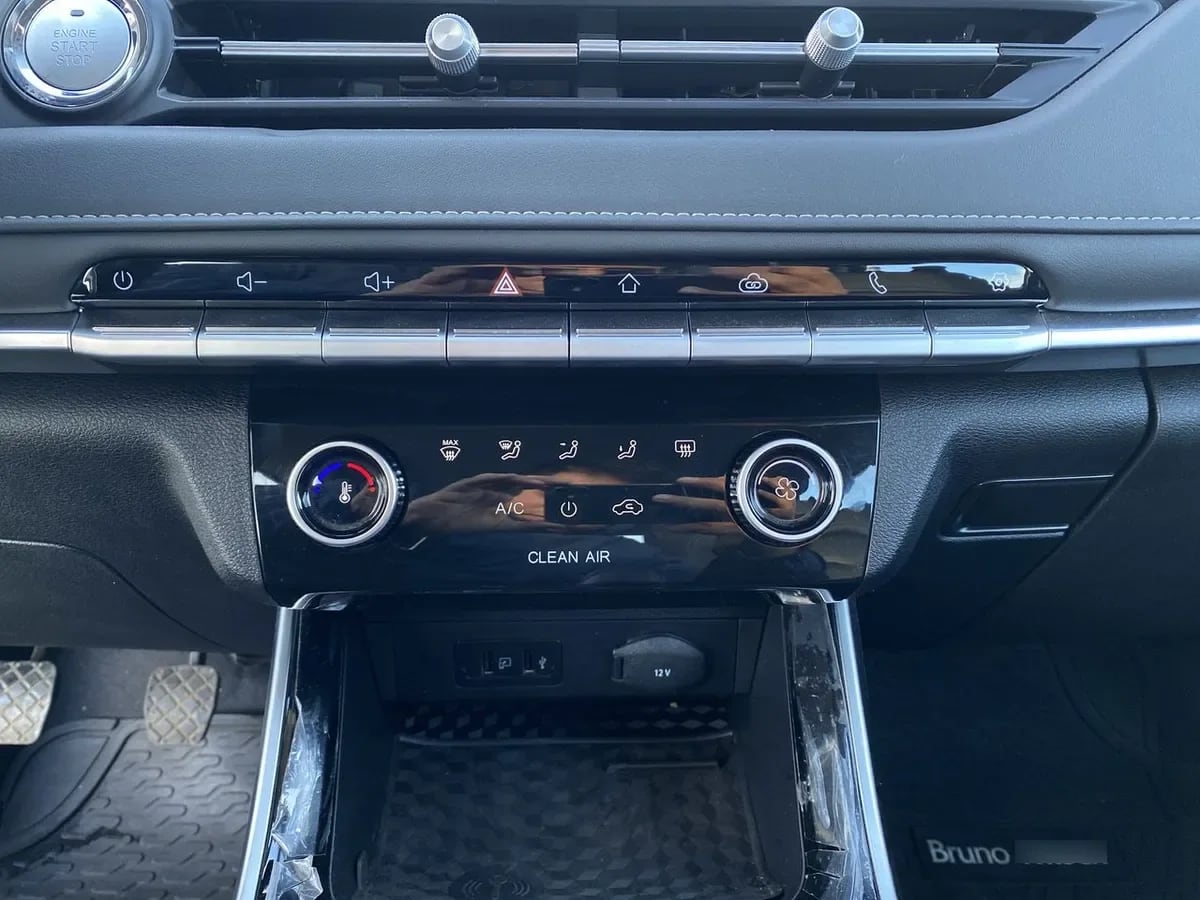 Chery Tiggo 3 Pro 1.5t Glx 4x2 Mt 5p año 2025