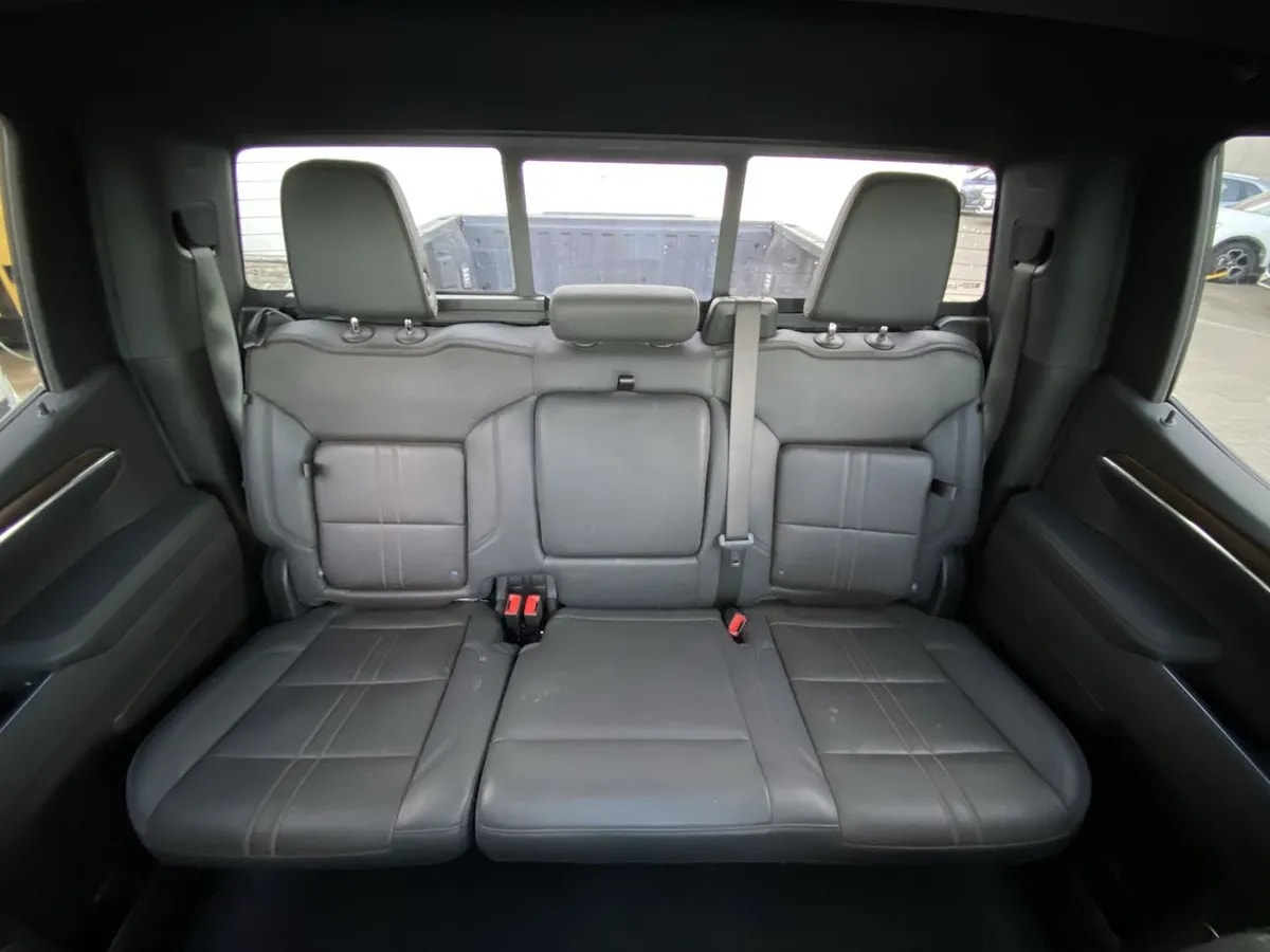 Chevrolet Silverado 3.0 High Country 4x4 At 4p año 2025