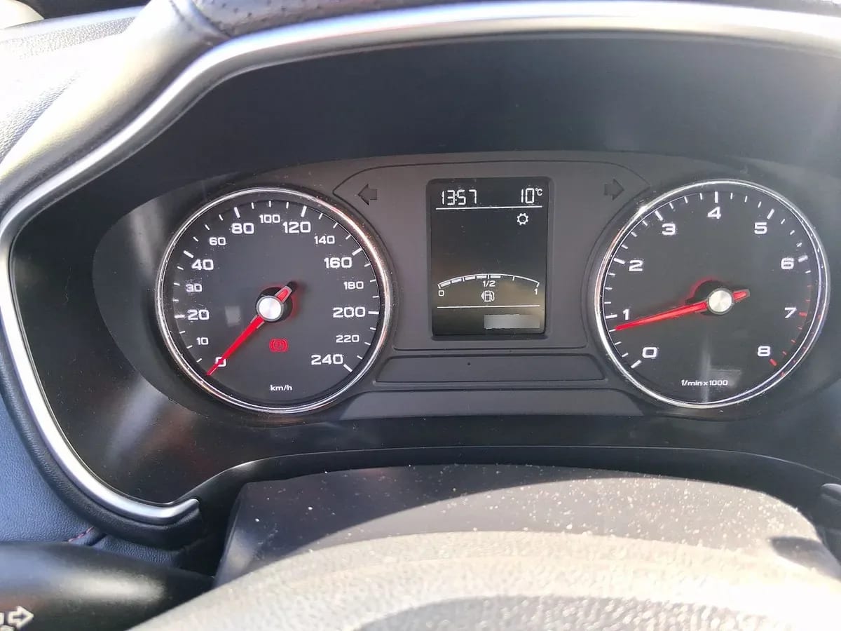 MG Hs 1.5t Comfort 2wd Mt 5p año 2023