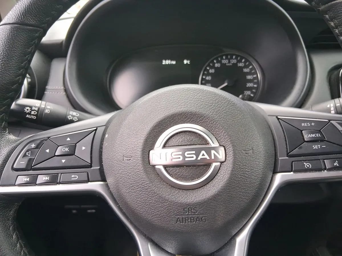 Nissan Kicks 1.6 Exclusive 4x2 Cvt At 5p año 2023