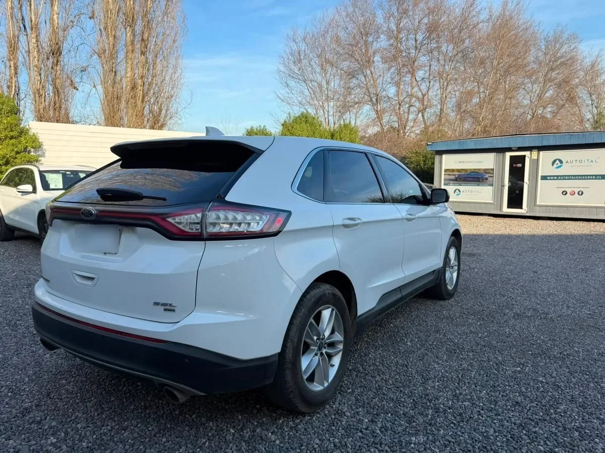 FORD EDGE 3.5 Sel At 4x4 año 2017