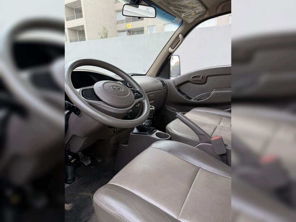 Hyundai Porter 2.5 Crdi Diesel Gls 4x2 Chassis 6mt 2p año 2024