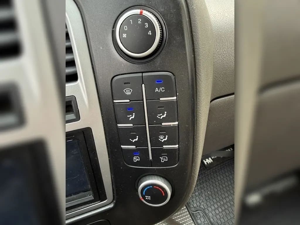 Hyundai Porter 2.5 Crdi Diesel Gls 4x2 Chassis 6mt 2p año 2024