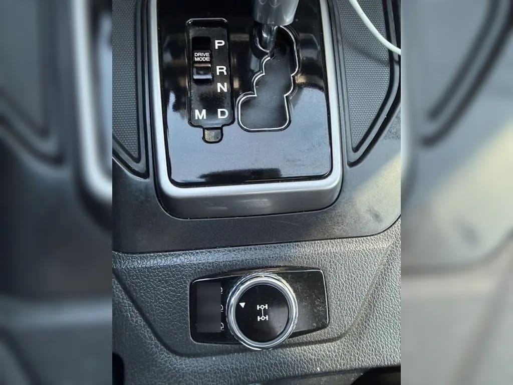 Ssangyong Grand Musso 2.2 Td Grand Glx Diesel 4x4 At6 4p año 2025