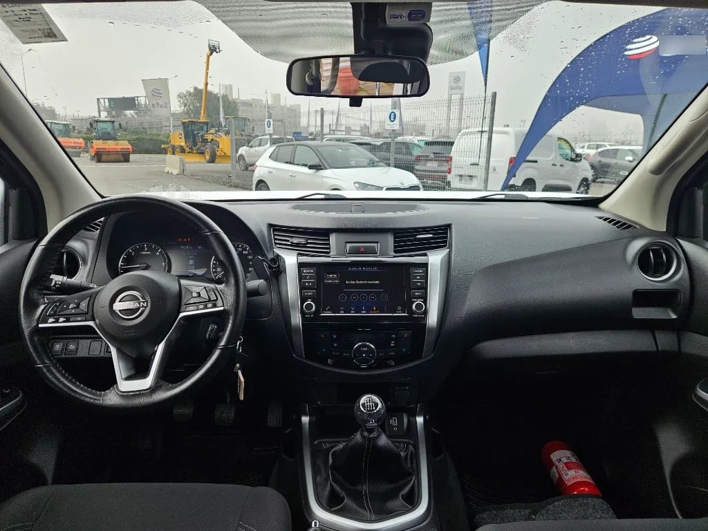 Nissan Navara Dc 4x2 2.3tdi Xe año 2023