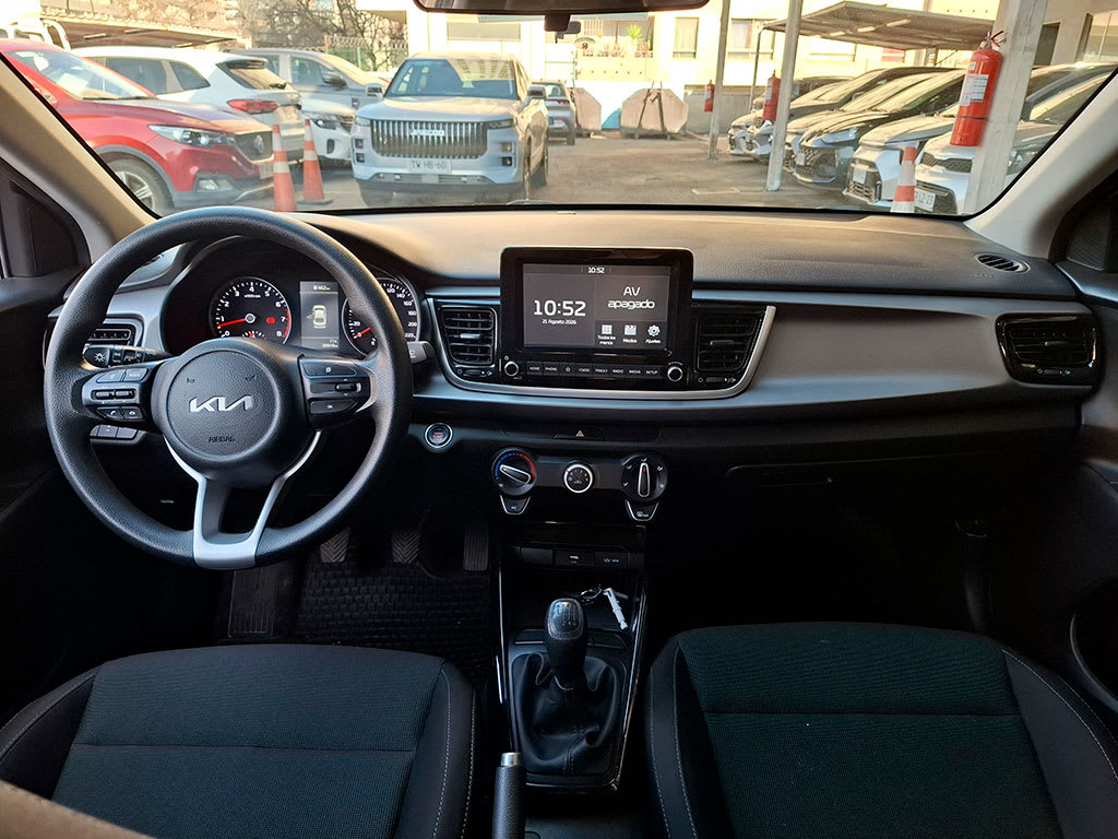 Kia Rio 4 Ex 1.4l 6mt Ci Full año 2023