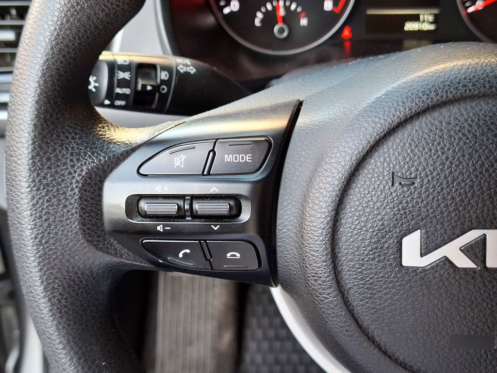 Kia Rio 4 Ex 1.4l 6mt Ci Full año 2023