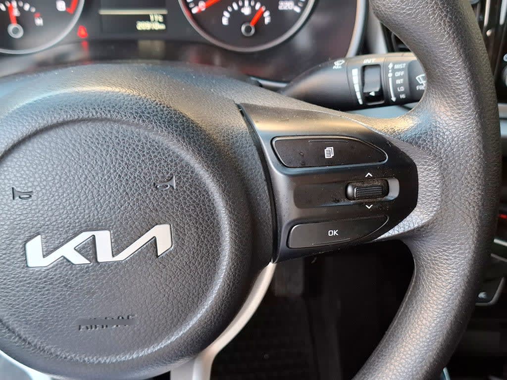 Kia Rio 4 Ex 1.4l 6mt Ci Full año 2023