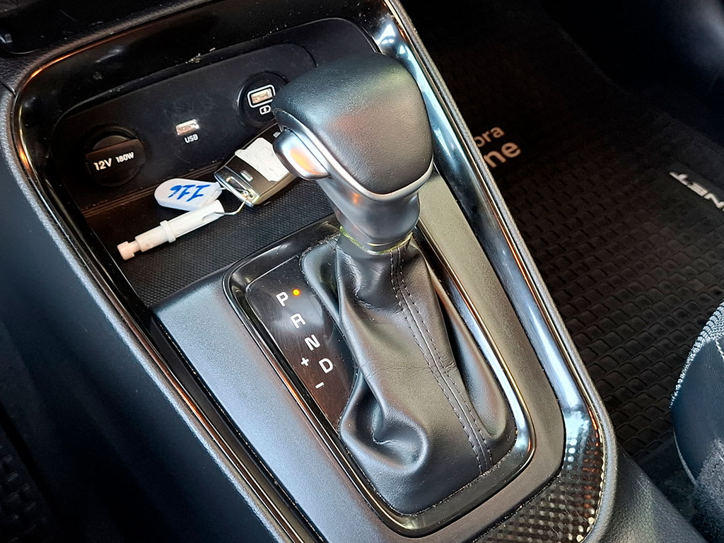 Kia Sonet Ex 1.5l Ivt Full año 2024