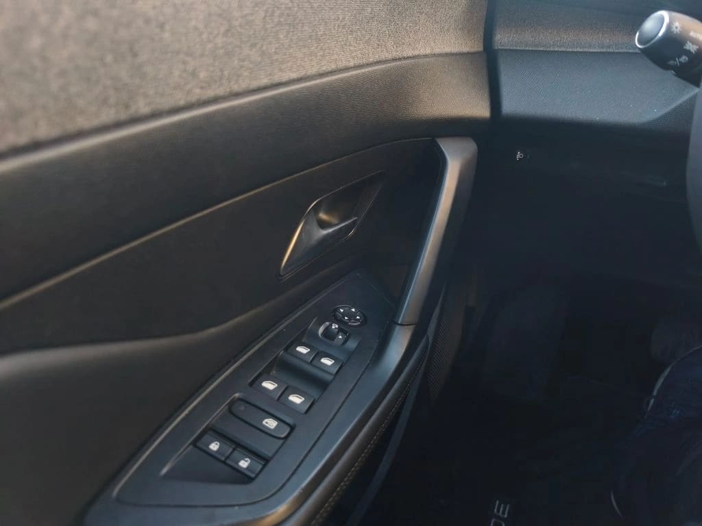 Peugeot 308 Allure At Diesel año 2024