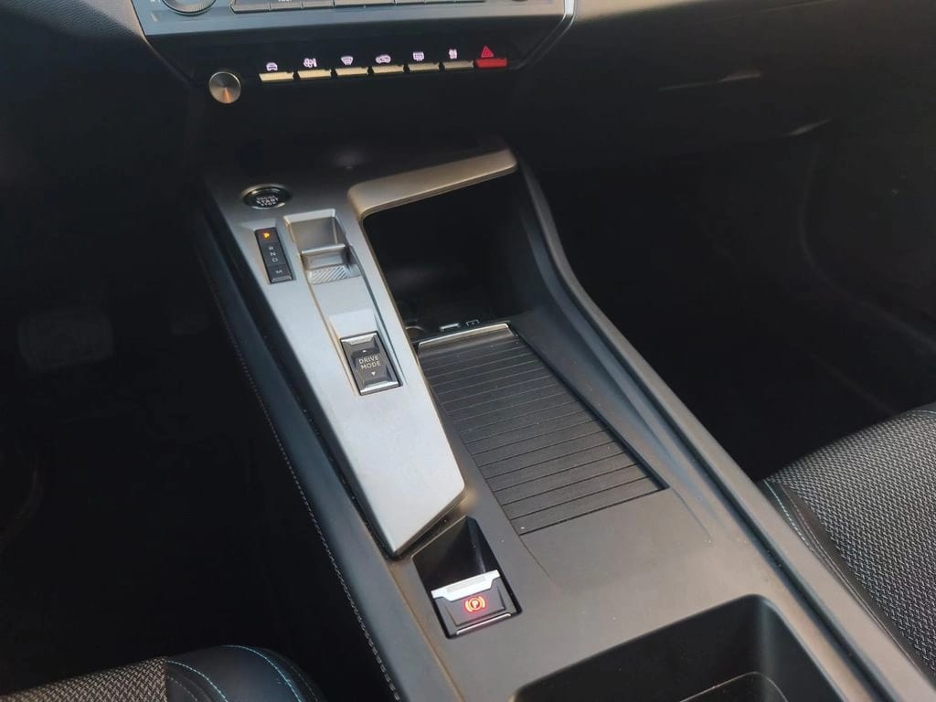 Peugeot 308 Allure At Diesel año 2024