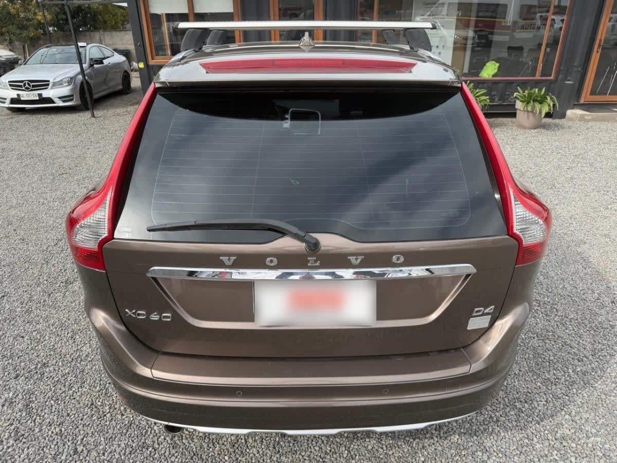 Volvo Xc60 2.0 D4 4x2 At año 2014