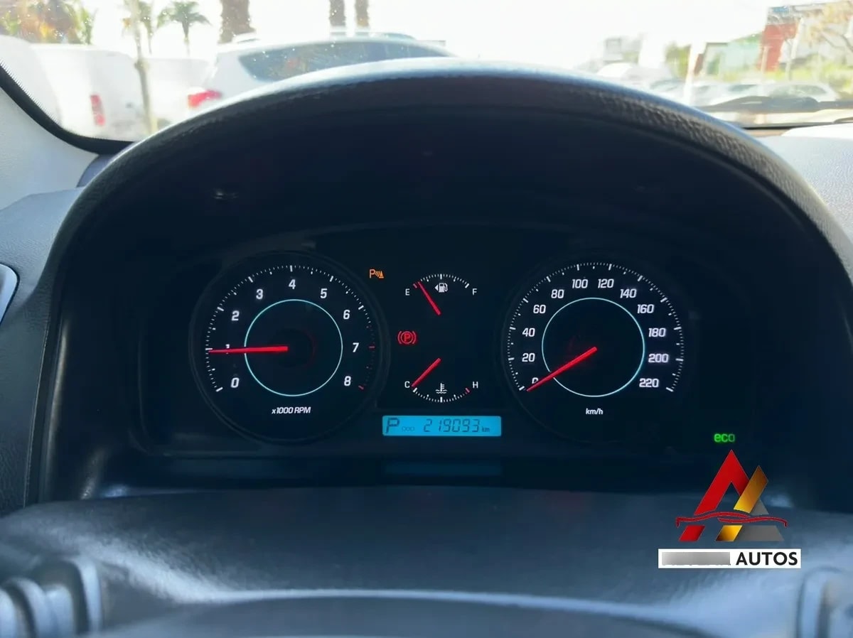 CHEVROLET CAPTIVA 2.4 Iii Ls Mt 4x2 año 2014