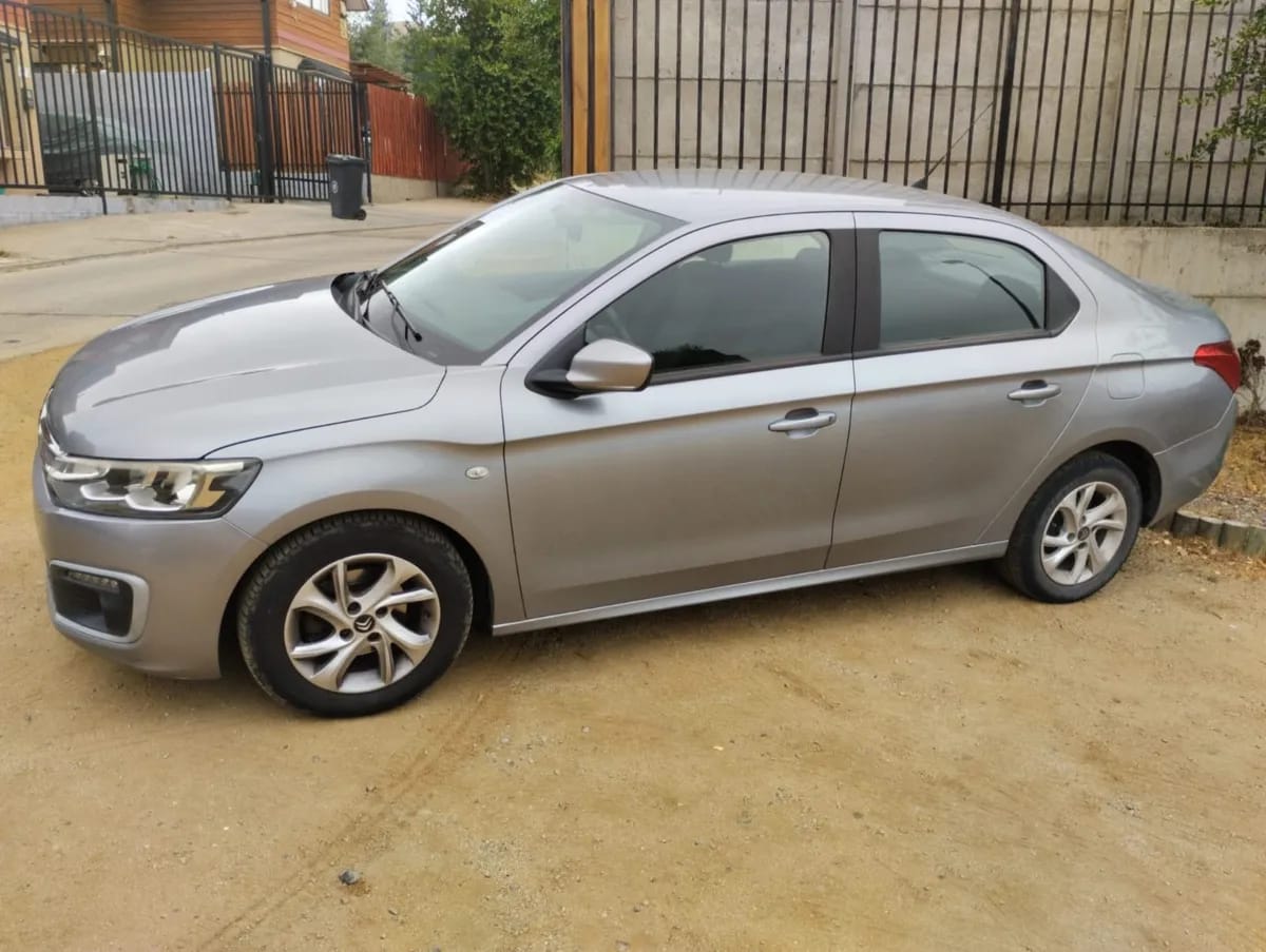 CITROEN C-ELYSEE 1.6 Hdi 92 Bvm Shine Mt Diesel año 2019