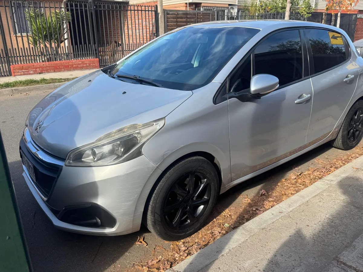 PEUGEOT 208 1.4 Allure Hdi Mt Diesel año 2016