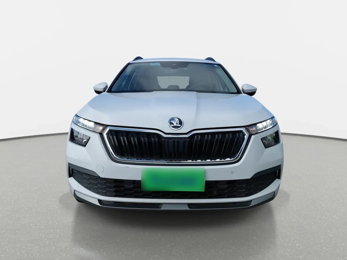 Skoda Kamiq 1.0 Tsi Ambition 4x2 At 5p año 2023