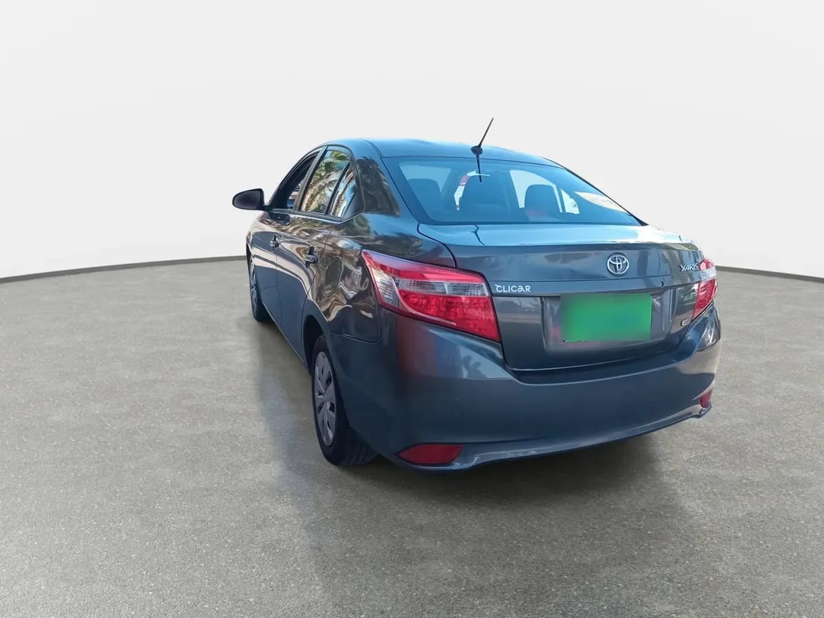 Toyota Yaris 1.5 Gli E 4x2 At 4p año 2017