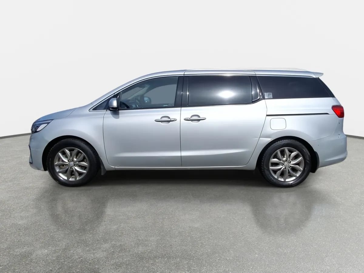 Kia Grand Carnival 2.2 Ex Limited Diesel 4x2 8at 5p año 2020