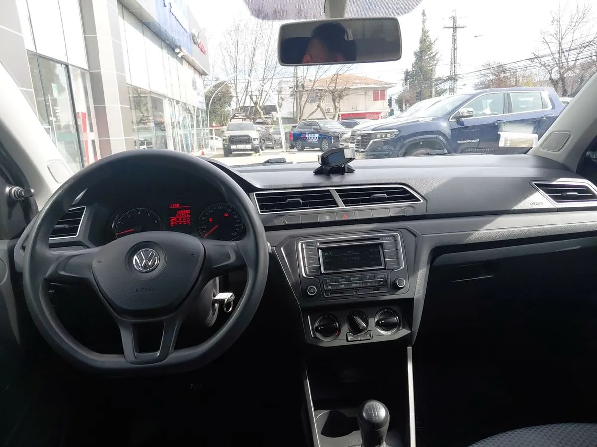 Volkswagen Gol 1.6 Trendline Lite 4x2 Hb Mt 5p año 2022