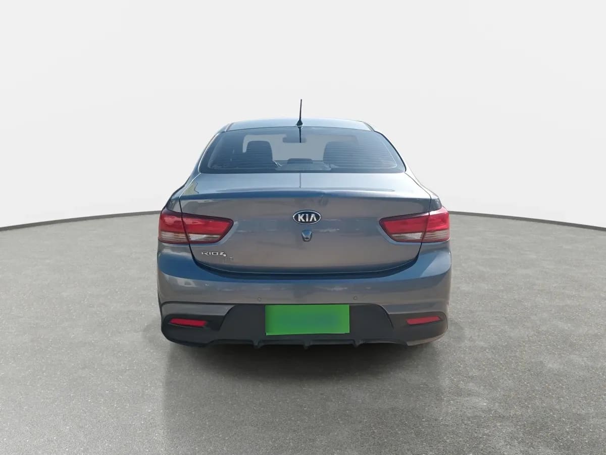 Kia Rio4 1.4 Lx Abs Ac Dab 6mt 4p año 2020
