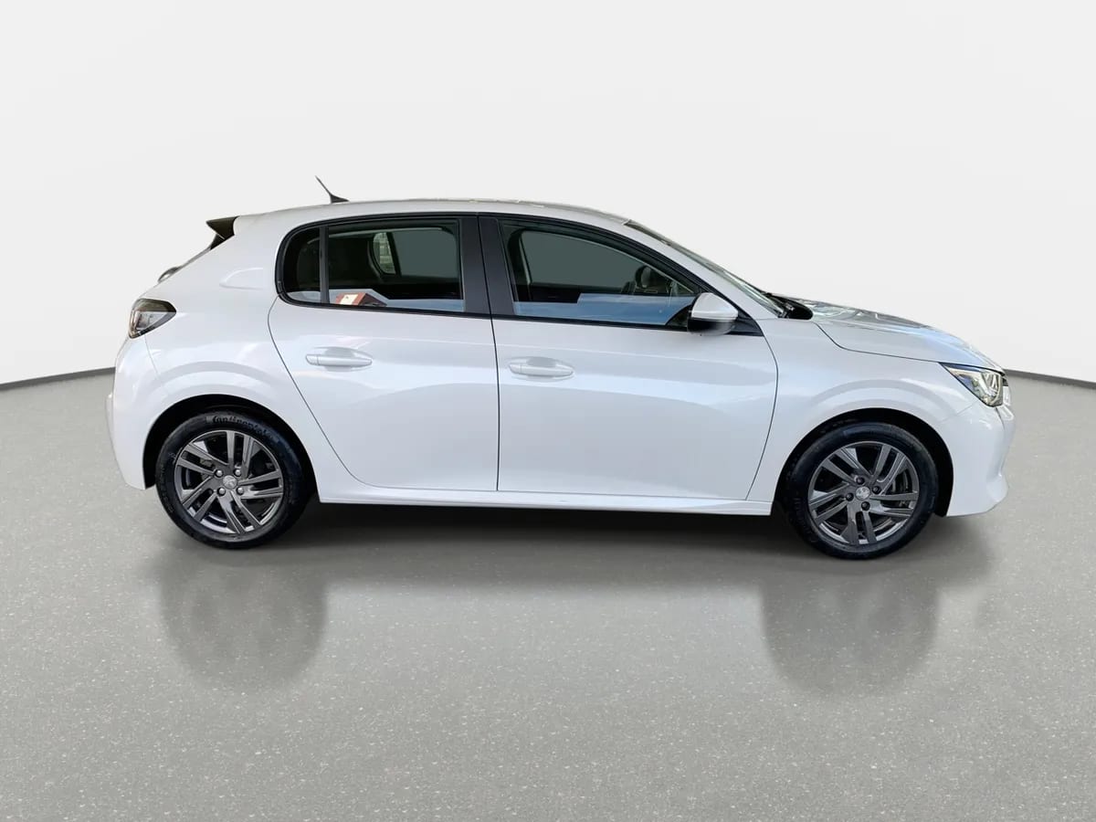 Peugeot 208 1.2 Active Pack Puretech 4x2 75 Mt 5p año 2021