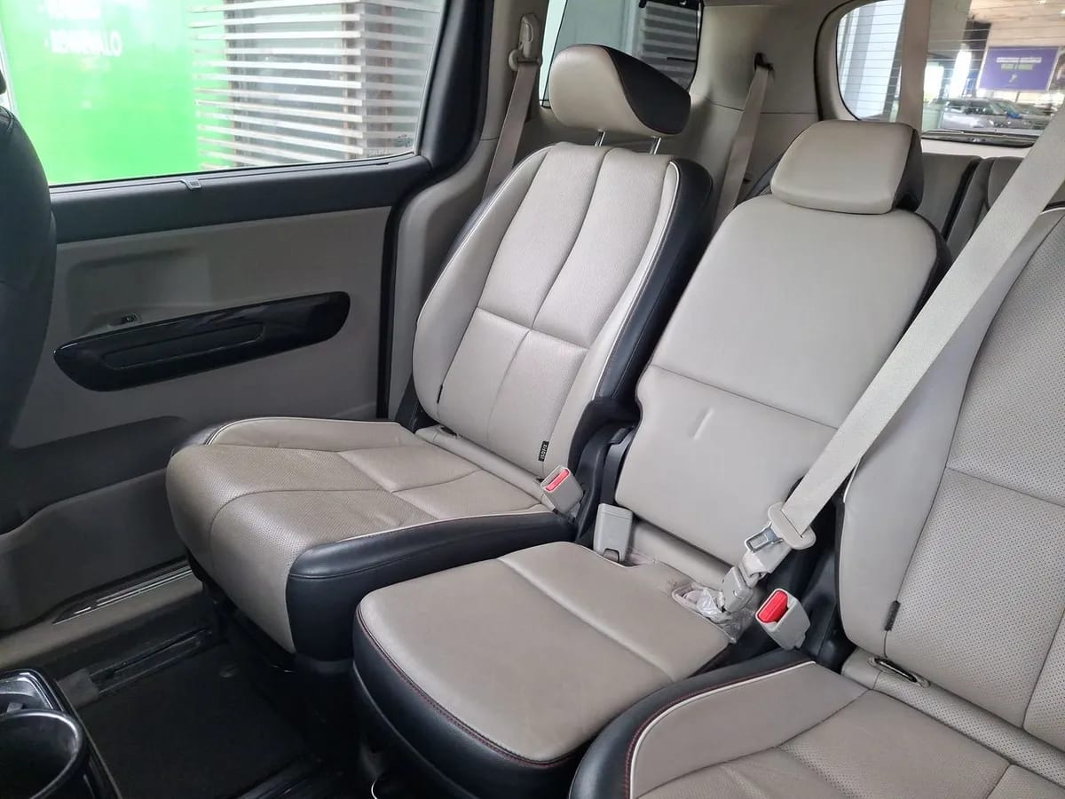 Kia Grand Carnival 2.2 Ex Limited Diesel 4x2 8at 5p año 2020