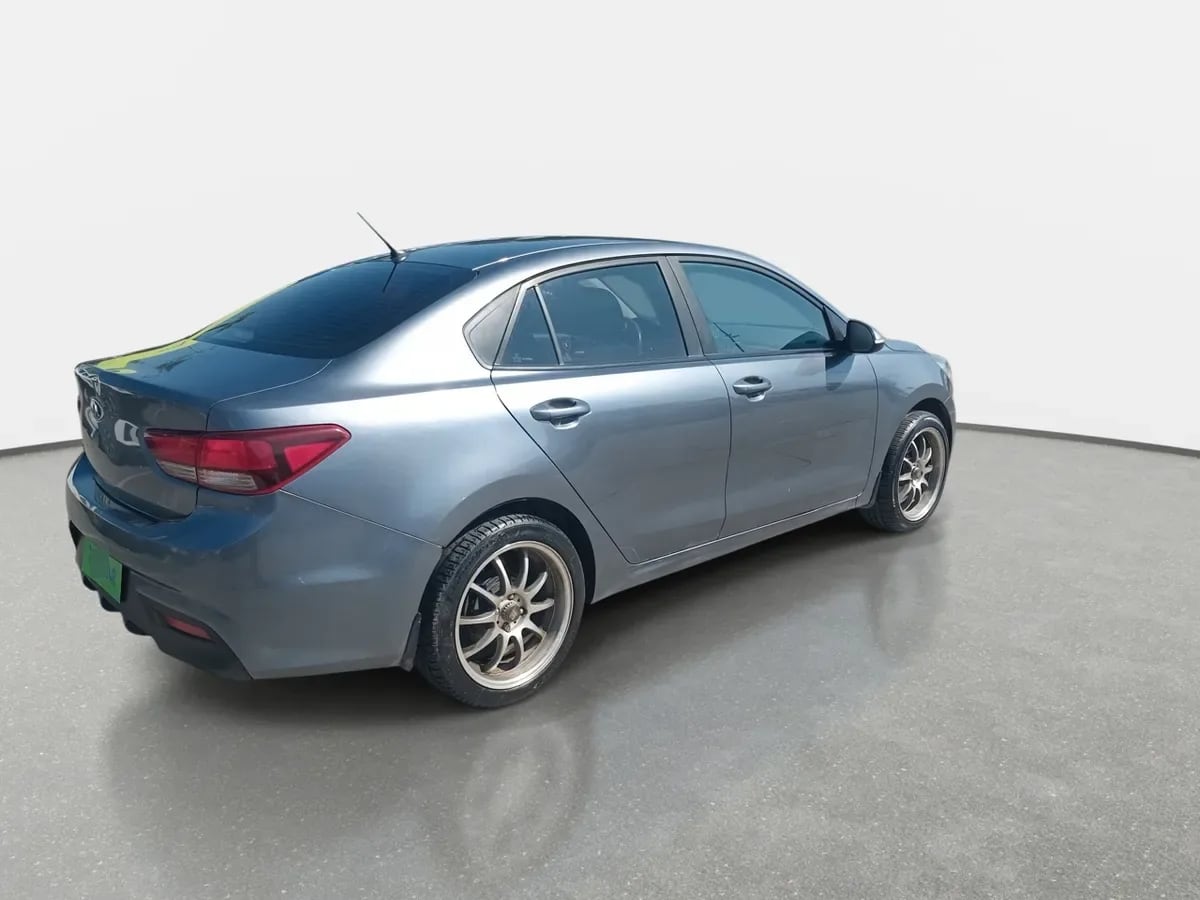 Kia Rio4 1.4 Lx Abs Ac Dab 6mt 4p año 2020