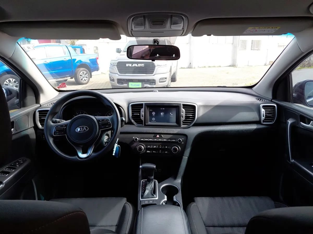 Kia Sportage 2.0 Lx 2wd 6ab 6at 5p año 2018