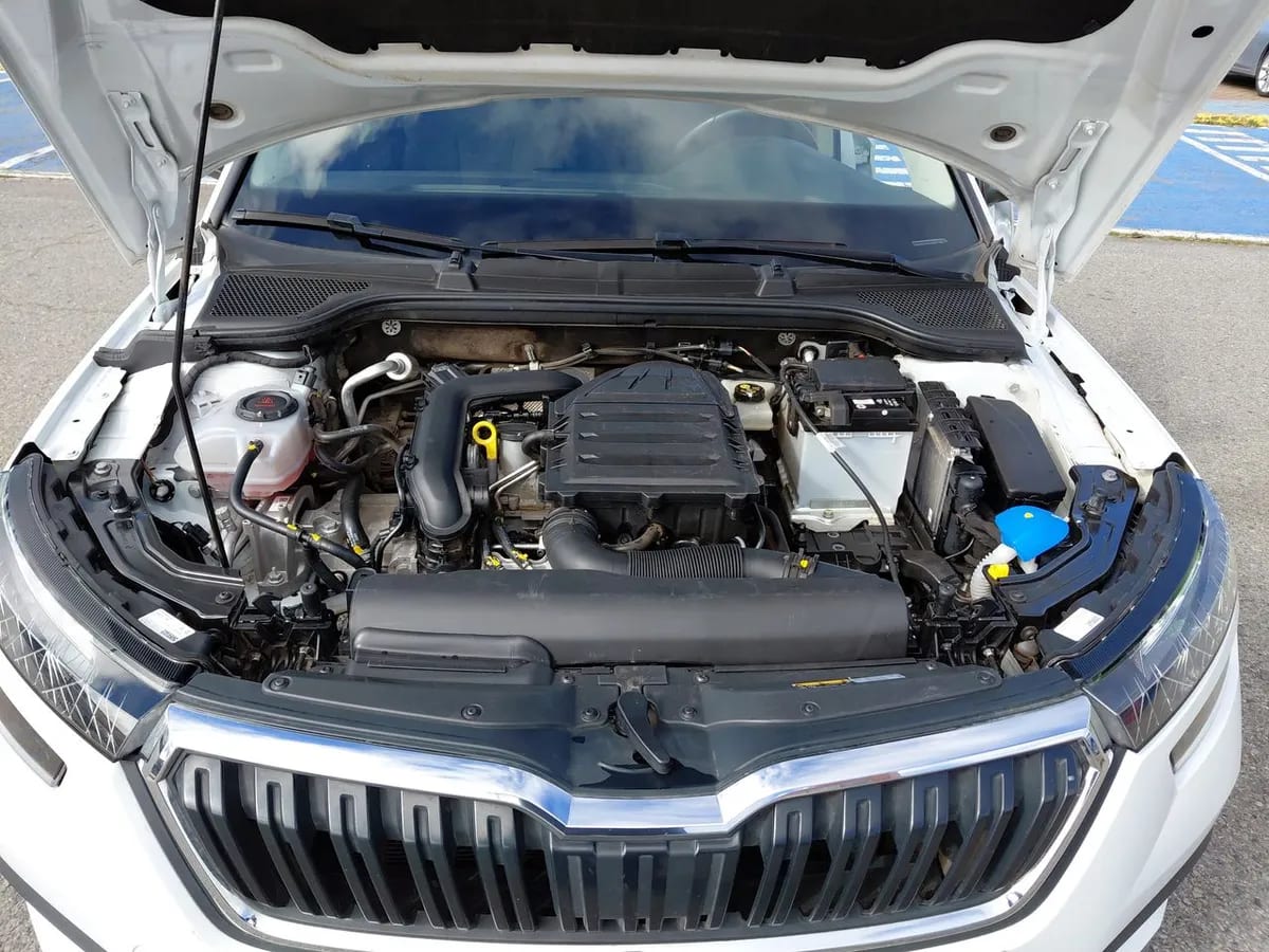 Skoda Kamiq 1.0 Tsi Ambition 4x2 At 5p año 2023