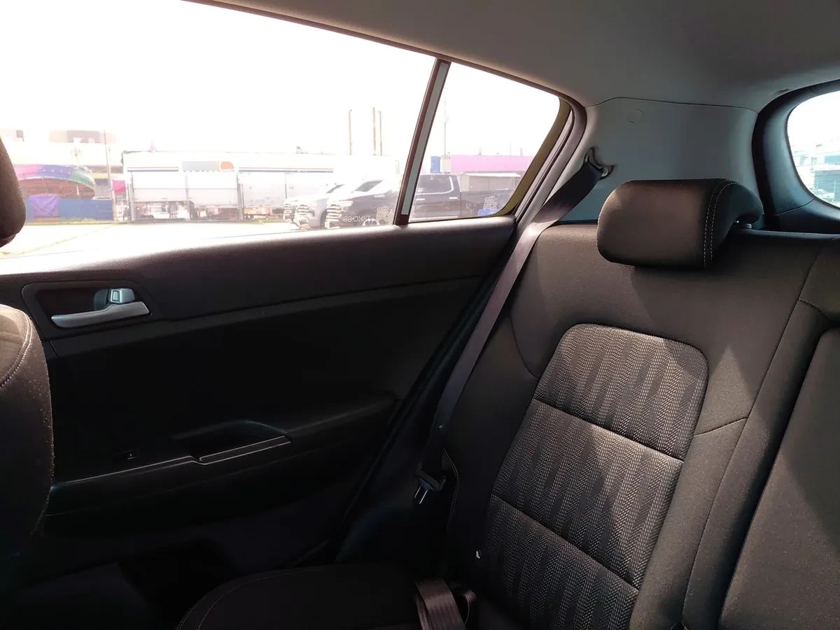 Kia Sportage 2.0 Lx 2wd 6ab 6at 5p año 2018