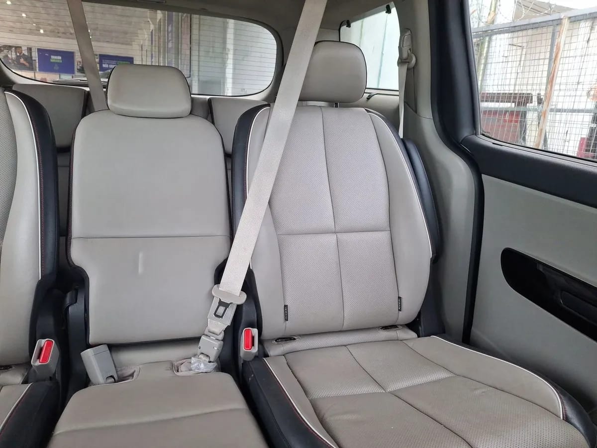 Kia Grand Carnival 2.2 Ex Limited Diesel 4x2 8at 5p año 2020