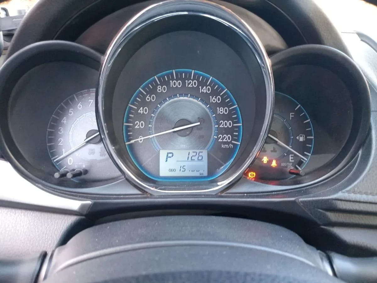 Toyota Yaris 1.5 Gli E 4x2 At 4p año 2017