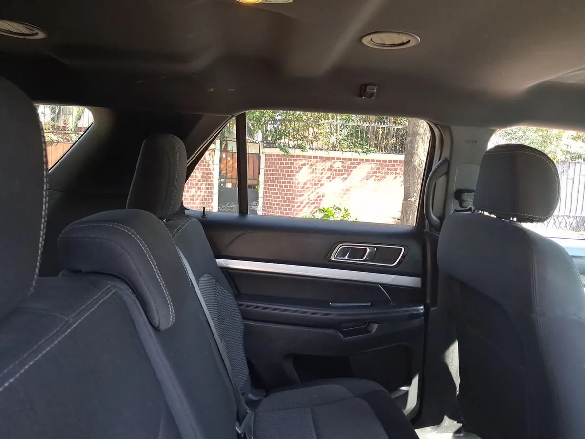 Ford Explorer 3.5 Xlt 4wd 3 Corridas At 5p año 2017