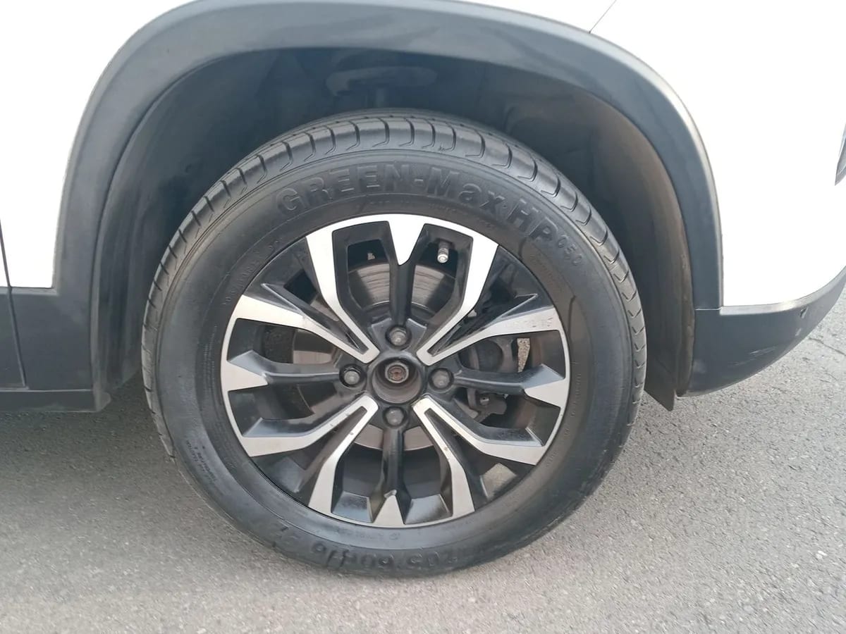 Chevrolet Groove 1.5 Premier 4x2 Mt 5p año 2023