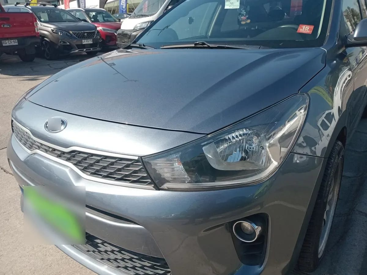 Kia Rio4 1.4 Lx Abs Ac Dab 6mt 4p año 2020