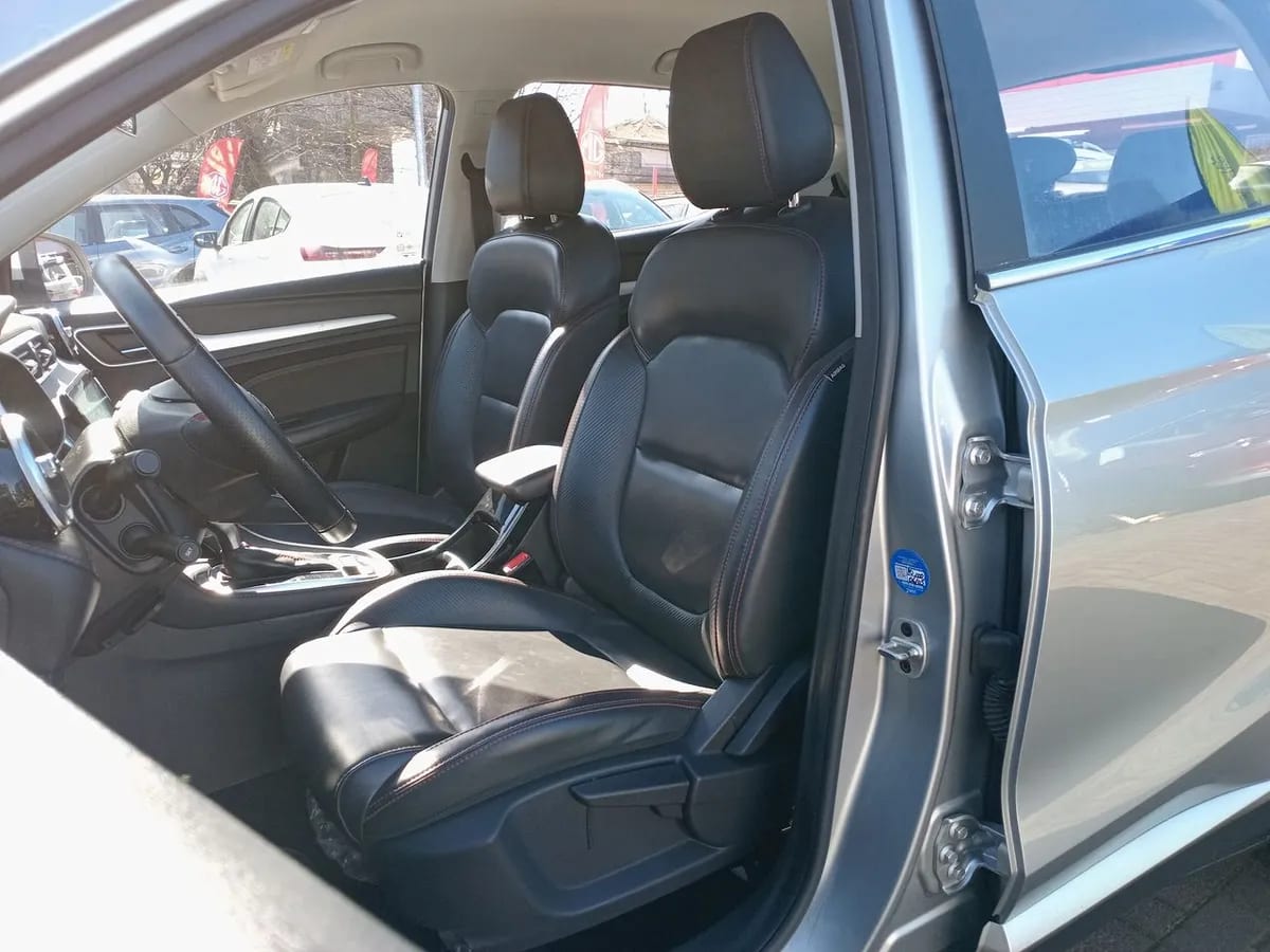 MG Mg Zx 1.5 Dlx 4x2 Cvt At 5p año 2023