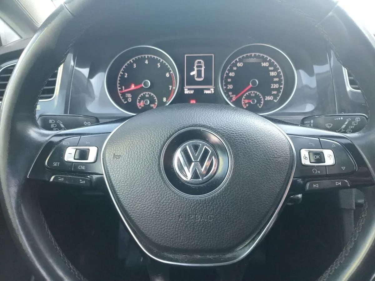 Volkswagen Golf 1.6 4x2 Hb Mt 5p año 2018