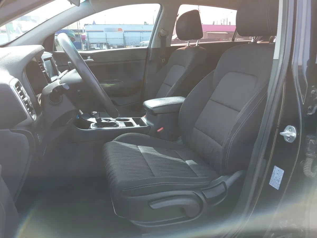 Kia Sportage 2.0 Lx 2wd 6ab 6at 5p año 2018
