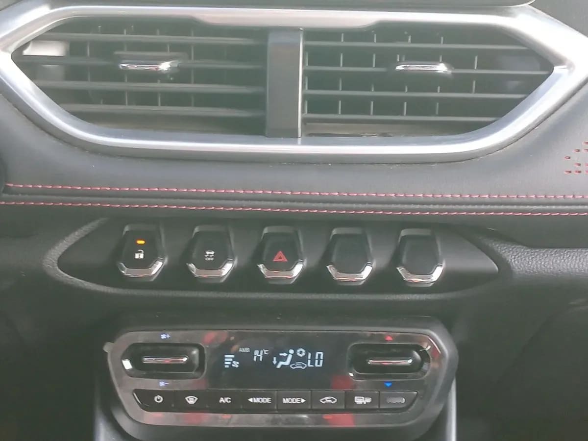 Chevrolet Groove 1.5 Premier 4x2 Mt 5p año 2023